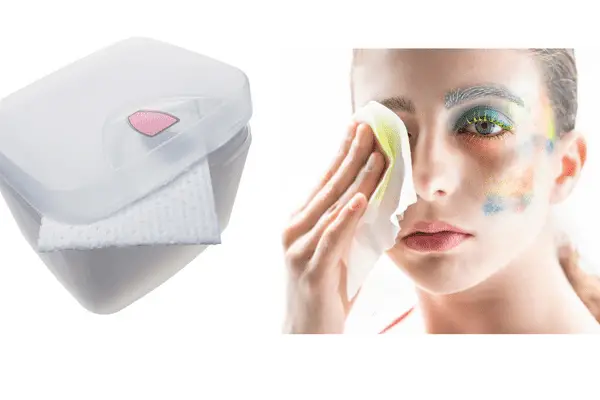 Makeup wipes