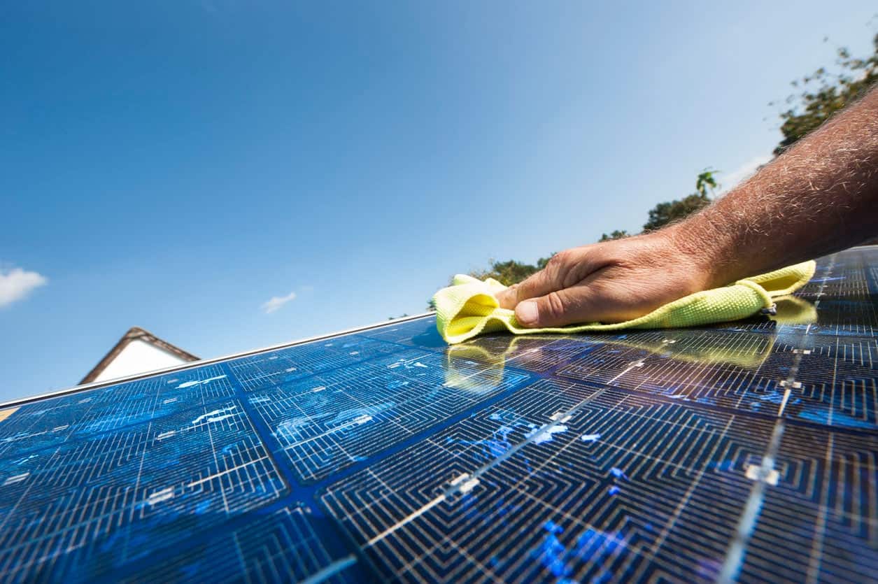 A Complete Guide On Cleaning Solar Lights EcoWut