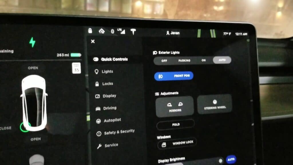 Touch Screen Option - Tesla Car